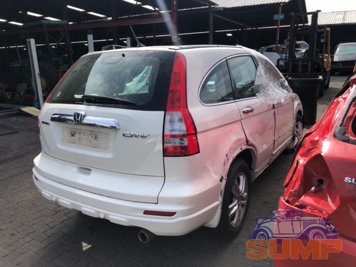 HONDA , CRV 2 . 4 VTEC EXECUTIVE A / T , WHITE , 2010 ( 29654 ) - Image 4