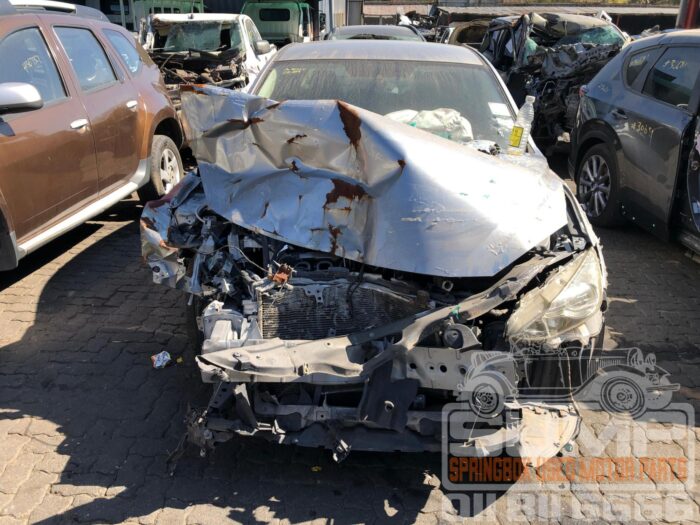 MAZDA , MAZDA 3 2 . 0 INDIVIDUAL 5 DR , SILVER , 2015 ( 30656 )