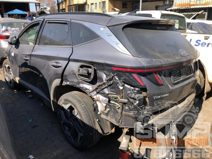 HYUNDAI , TUCSON 2 . 0 E , GRAY , 2025 ( 30687 ) - Image 6
