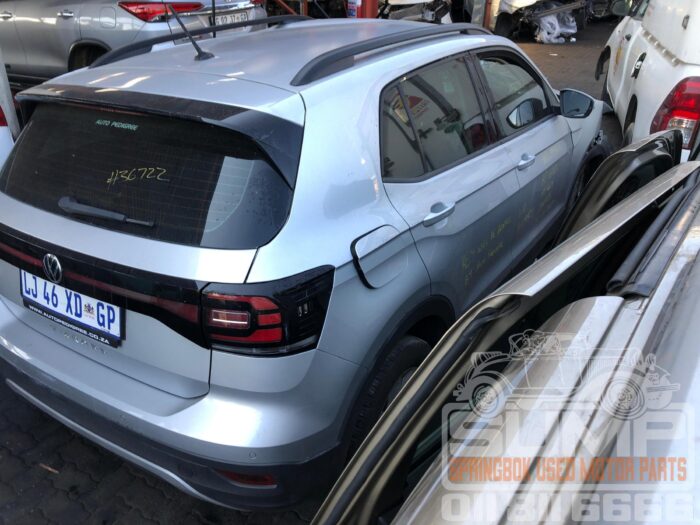 VOLKSWAGEN , T - CROSS 1 . 0 TSI COMFORTLINE DSG , SILVER , 2023 ( 30708 ) - Image 2