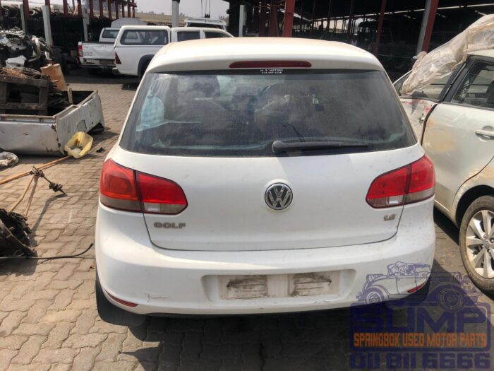 VOLKSWAGEN , GOLF VI 1 . 6 i TRENDLINE , WHITE , 2010 ( 30157 ) - Image 5
