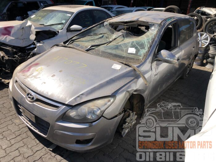 HYUNDAI , i 30 1 . 6 , GRAY , 2011 ( 30705 ) - Image 8