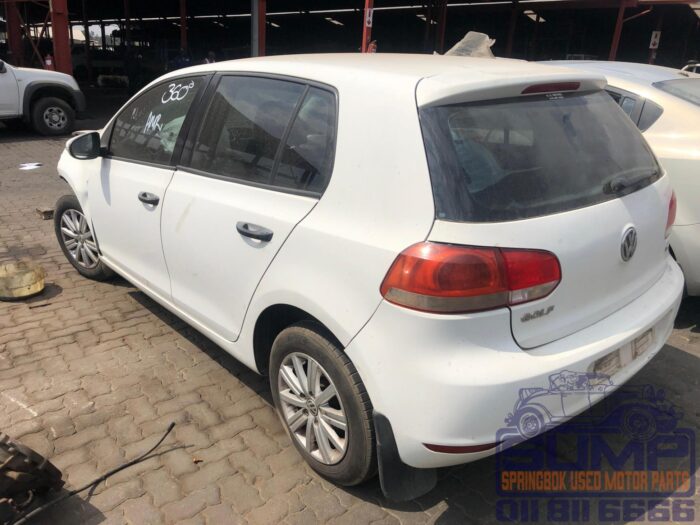 VOLKSWAGEN , GOLF VI 1 . 6 i TRENDLINE , WHITE , 2010 ( 30157 ) - Image 6