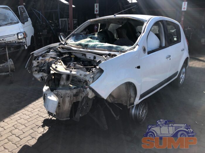 RENAULT , SANDERO 1 . 6 CUP , WHITE , 2013 ( 29671 ) - Image 8