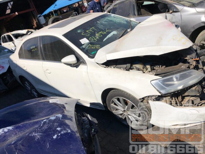 VOLKSWAGEN , JETTA VI 2 . 0 T Di HIGHLINER , WHITE , 2012 ( 30717 ) - Image 3