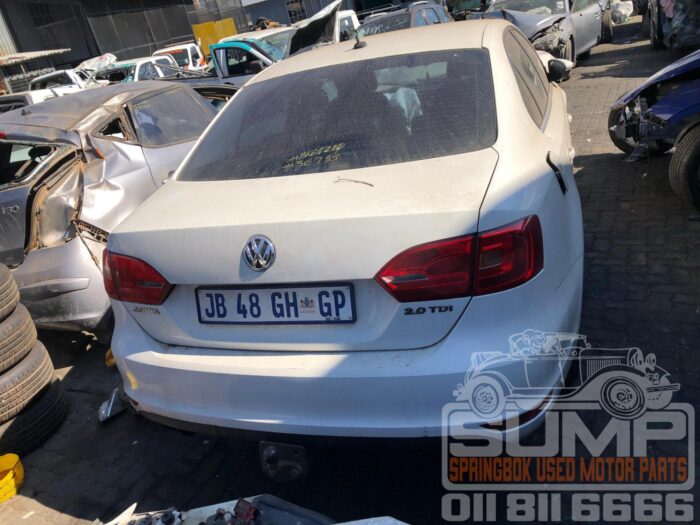 VOLKSWAGEN , JETTA VI 2 . 0 T Di HIGHLINER , WHITE , 2012 ( 30717 ) - Image 6