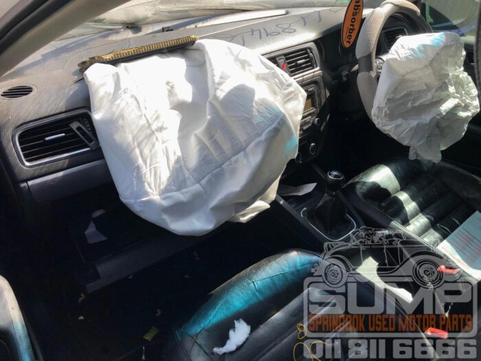 VOLKSWAGEN , JETTA VI 2 . 0 T Di HIGHLINER , WHITE , 2012 ( 30717 ) - Image 10