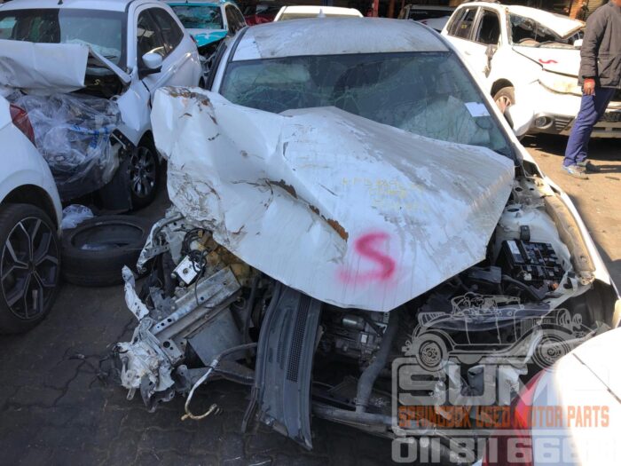 MAZDA , MAZDA 3 2 . 0 INDIVIDIUAL 5 DR , WHITE , 2016 ( 30706 )