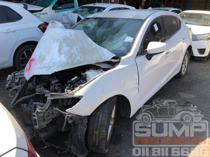 MAZDA , MAZDA 3 2 . 0 INDIVIDIUAL 5 DR , WHITE , 2016 ( 30706 ) - Image 8