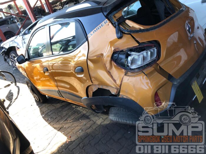RENAULT , KWID 1 . 0 CLIMBER 5 DR , GOLD , 2025 ( 30641 ) - Image 7