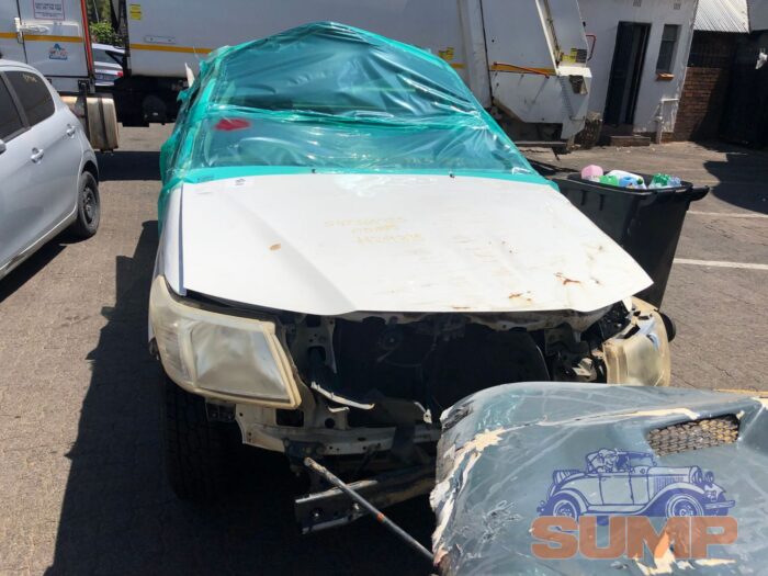 TOYOTA , HILUX 2 . 0 VVTI P / U S / C , WHITE , 2012 ( 29714 )