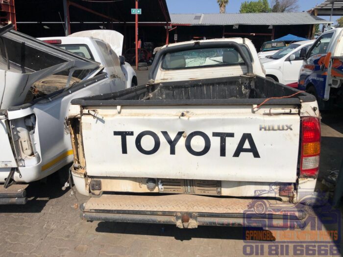 TOYOTA , HILUX 2 . 5 D - 4 D P / U S / C , WHITE , 2009 ( 30186 ) - Image 5