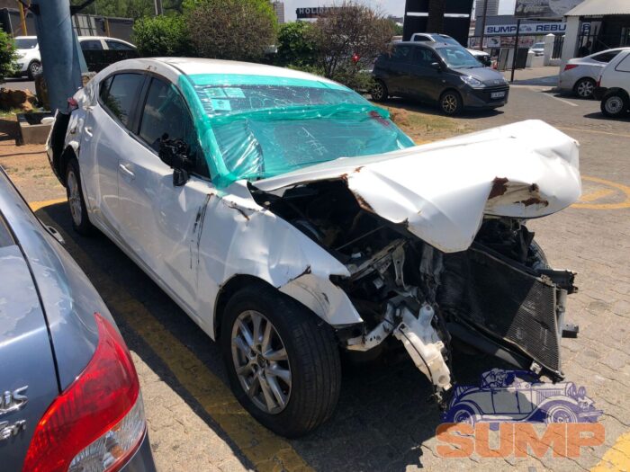 MAZDA , MAZDA 3 1 . 6 DYNAMIC A / T , WHITE , 2015 ( 29712 ) - Image 2