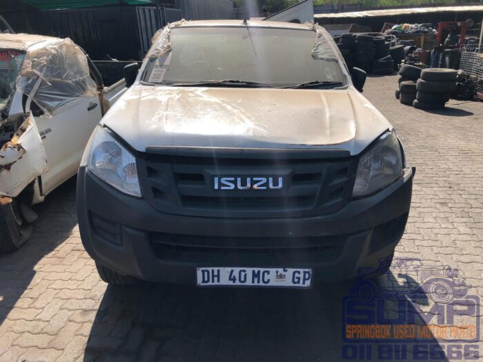 ISUZU , KB 250 D - TEQ FLEETSIDE SAFETY P / U S / C , WHITE , 2014 ( 30177 )