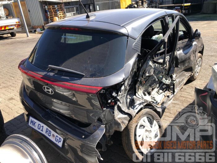 HYUNDAI , GRAND i 10 1 . 0 MOTION / PREMIUM , GRAY , 2023 ( 30719 ) - Image 4