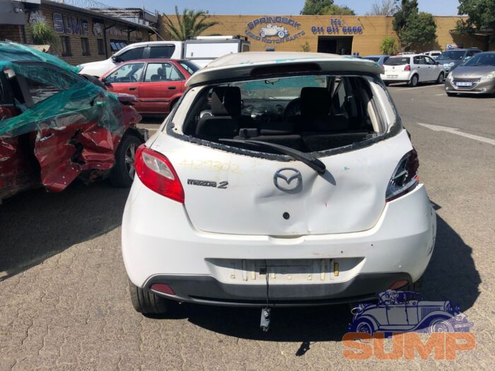 MAZDA , MAZDA 2 1 . 3 DYNAMIC , WHITE , 2010 ( 29709 ) - Image 6