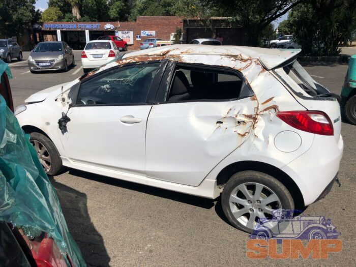 MAZDA , MAZDA 2 1 . 3 DYNAMIC , WHITE , 2010 ( 29709 ) - Image 8
