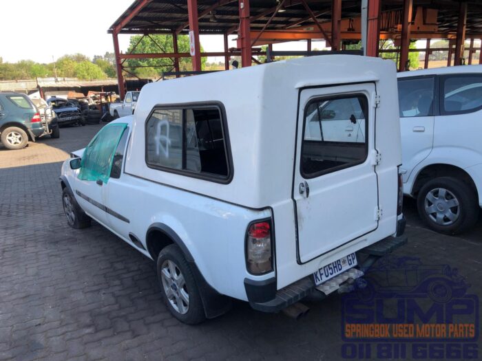 FORD , BANTAM 1 . 6 XLT P / U S / C , WHITE , 2011 ( 30189 ) - Image 6