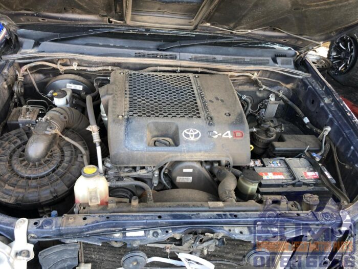 TOYOTA , FORTUNER 3 . 0 D - 4 D RAISED BODY , BLUE , 2006 ( 30188 ) - Image 9