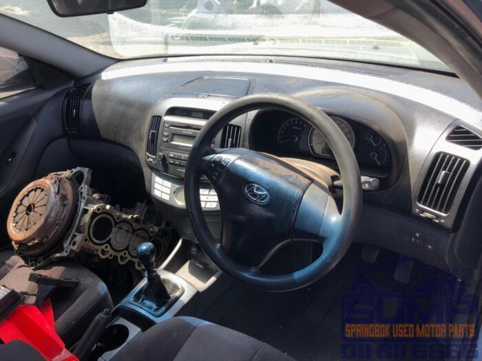 HYUNDAI , ELANTRA 1 . 6 GLS , BLUE , 2008 ( 30199 ) - Image 9