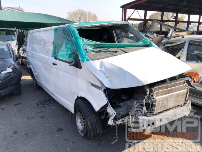 VOLKSWAGEN , TRANSPORTER T 6 1 . 2 T Di 81 KW LWB F / C P / V , WHITE , 2022 ( 30734 ) - Image 2