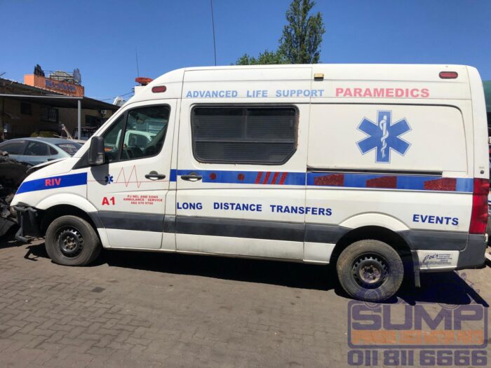 VOLKSWAGEN , CRAFTER 35 120 F / C P / V ( AMBULANCE ) , WHITE , 2007 ( 30201 ) - Image 7