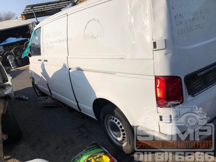 VOLKSWAGEN , TRANSPORTER T 6 1 . 2 T Di 81 KW LWB F / C P / V , WHITE , 2022 ( 30734 ) - Image 7