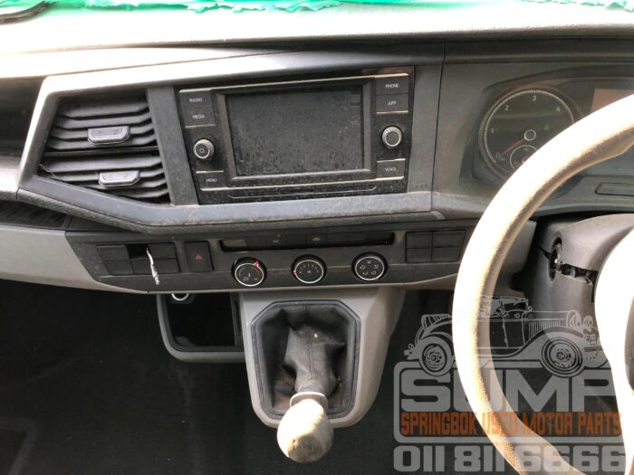 VOLKSWAGEN , TRANSPORTER T 6 1 . 2 T Di 81 KW LWB F / C P / V , WHITE , 2022 ( 30734 ) - Image 11