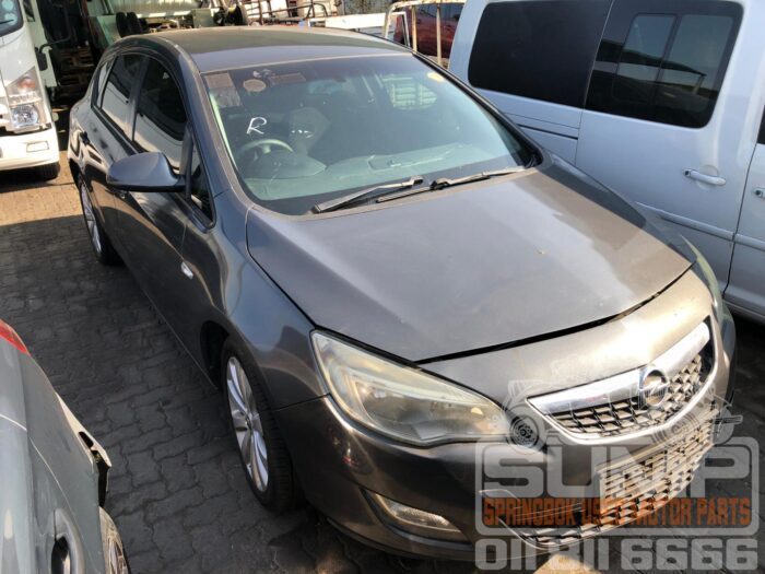 OPEL , ASTRA 1 . 4 T ENJOY 5 DR , GRAY , 2012 ( 30738 ) - Image 2