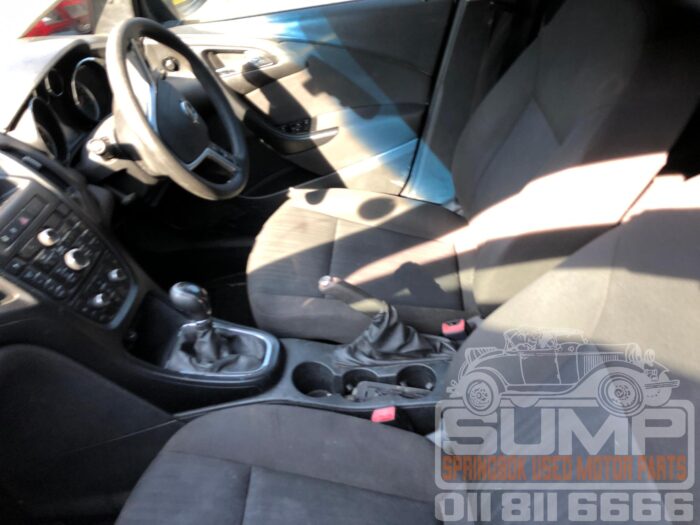 OPEL , ASTRA 1 . 4 T ENJOY 5 DR , GRAY , 2012 ( 30738 ) - Image 9