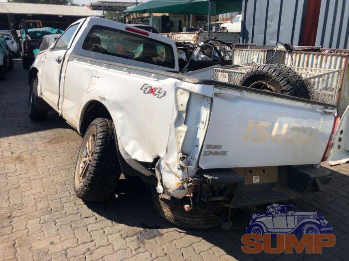 ISUZU , D - MAX 1 . 9 TD , WHITE , 2022 ( 29716 ) - Image 6