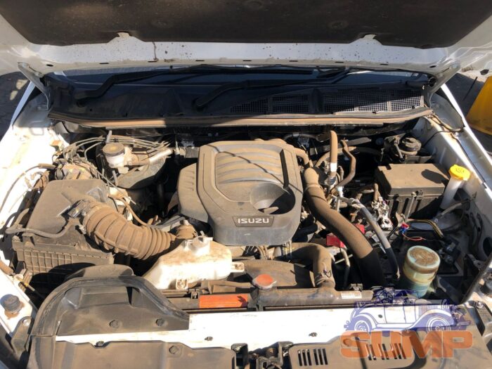 ISUZU , D - MAX 1 . 9 TD , WHITE , 2022 ( 29716 ) - Image 9