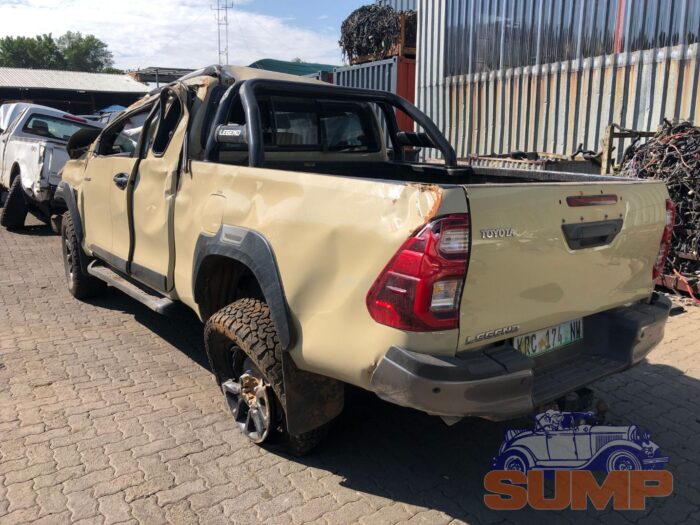 TOYOTA , HILUX 2 . 8 GD - 6 RB LEGEND A / T E / CAB , BEIGE , 2021 ( 29719 ) - Image 6