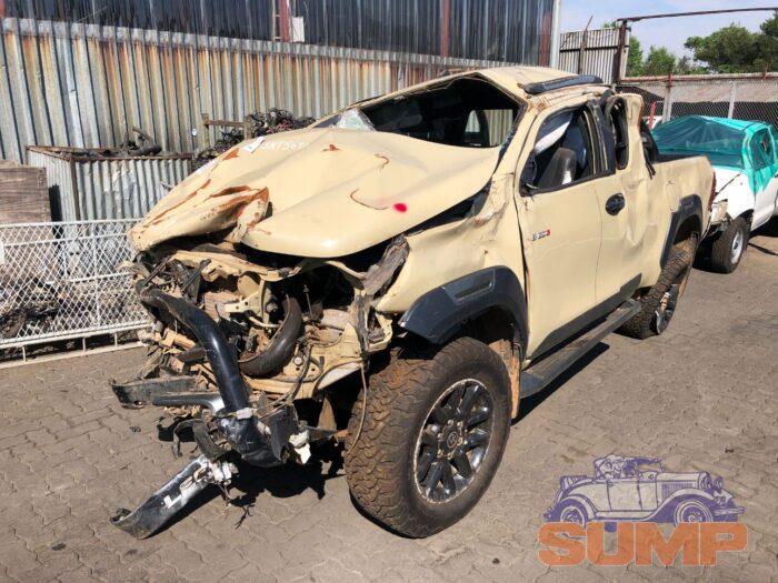TOYOTA , HILUX 2 . 8 GD - 6 RB LEGEND A / T E / CAB , BEIGE , 2021 ( 29719 ) - Image 8