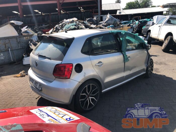 VOLKSWAGEN , POLO 1 . 4 CPMFORTLINE 5 DR , SILVER , 2014 ( 29695 ) - Image 4