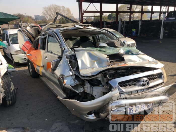 TOYOTA , HILUX 3 . 0 D - 4 D RAIDER R / B D / C , SILVER , 2009 ( 30733 ) - Image 2