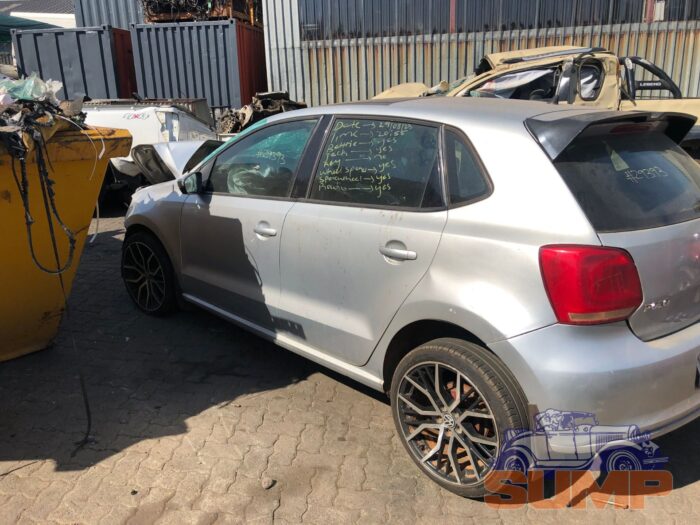 VOLKSWAGEN , POLO 1 . 4 CPMFORTLINE 5 DR , SILVER , 2014 ( 29695 ) - Image 7