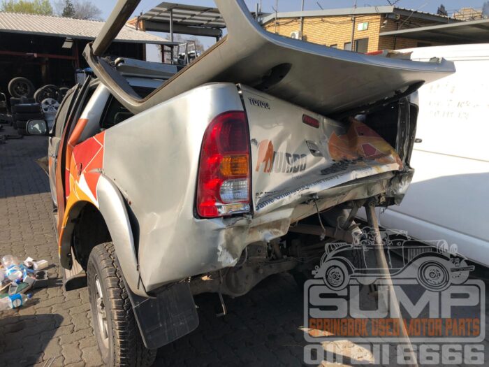 TOYOTA , HILUX 3 . 0 D - 4 D RAIDER R / B D / C , SILVER , 2009 ( 30733 ) - Image 6