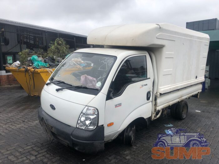 KIA , K 2700 P / U S / C , WHITE , 2009 ( 29680 ) - Image 9