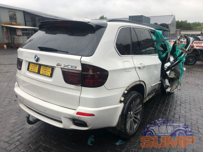 BMW , X 5 XDRIVE 30 d A / T , WHITE , 2013 ( 29686 ) - Image 4