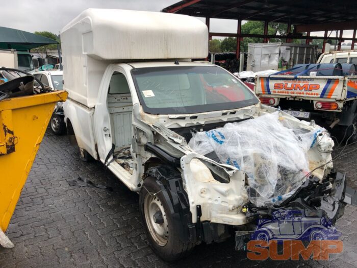 ISUZU , D - MAX 250 C S / C , WHITE , 2018 ( 29718 ) - Image 2