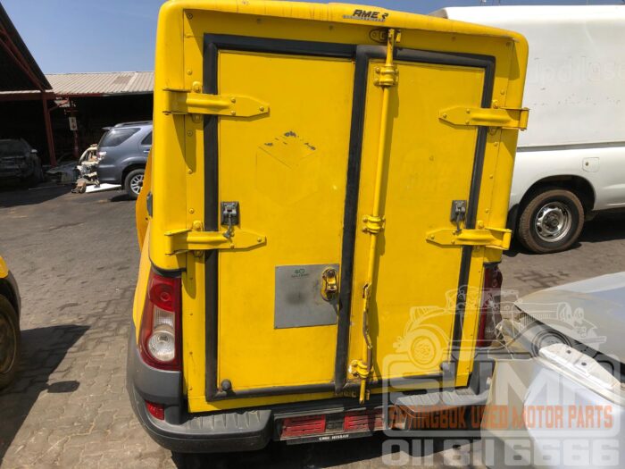 NISSAN , NP 200 1 . 5 DCI A / C SAFETY PACK P / U S / C , YELLOW , 2017 ( 30759 ) - Image 2