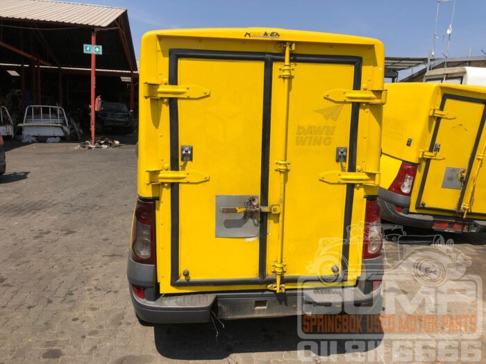 NISSAN , NP 200 1 . 5 DCI A / C SAFETY PACK P / U / S . C , YELLOW , 2017 ( 30760 ) - Image 2