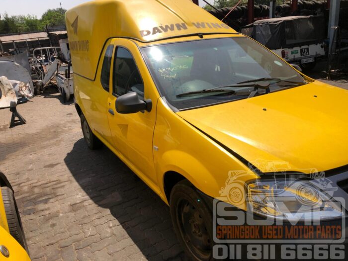 NISSAN , NP 200 1 . 5 DCI A / C SAFETY PACK P / U / S . C , YELLOW , 2017 ( 30760 ) - Image 4
