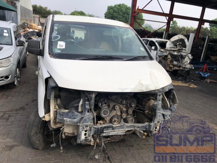 HYUNDAI , H - 1 GLS 2 . 4 CVVT / 2 . 4 EXECUTIVE , WHITE , 2010 ( 30221 )