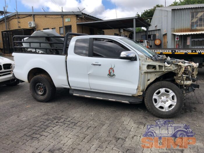 FORD , RANGER 3 . 2 TD Ci XLT 4 X 4 A / T SUPER / C , WHITE , 2018 ( 29675 ) - Image 3