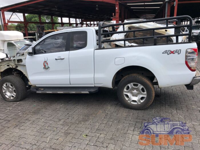 FORD , RANGER 3 . 2 TD Ci XLT 4 X 4 A / T SUPER / C , WHITE , 2018 ( 29675 ) - Image 7
