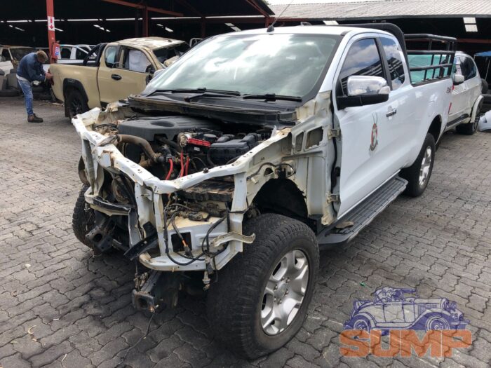 FORD , RANGER 3 . 2 TD Ci XLT 4 X 4 A / T SUPER / C , WHITE , 2018 ( 29675 ) - Image 8