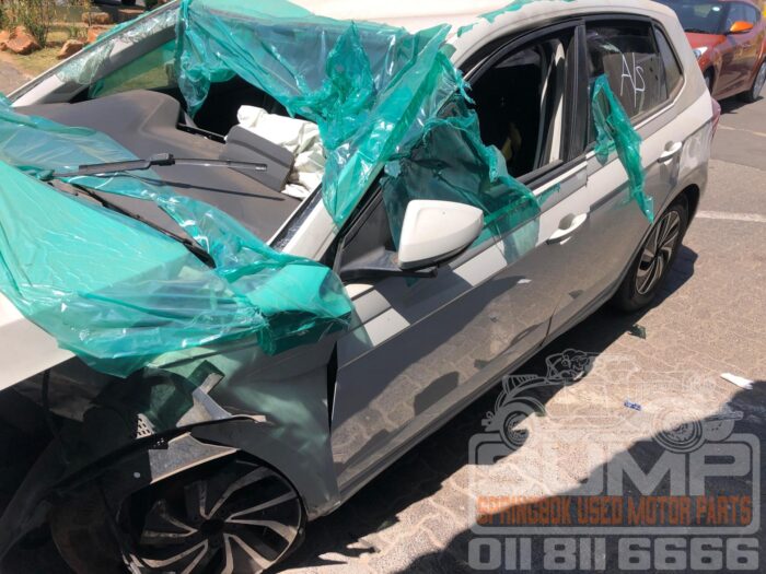 VOLKSWAGEN , POLO PLAY 1 . 0 TSI , GREY ( 30777 ) - Image 3