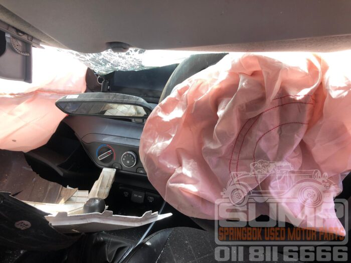HYUNDAI , I 20 , WHITE ( 30790 ) - Image 5